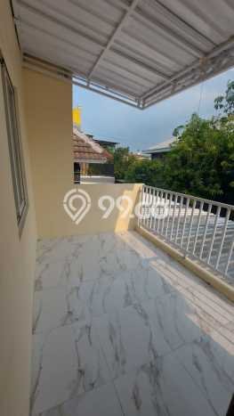 Rumah Modern 4 KT di Sidoarjo Surabaya Semi Furnished Rumah Modern 4 KT di Sidoarjo Surabaya Semi Furnished