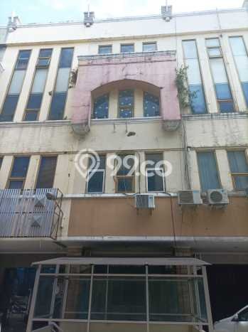 Ruko Bagus Dijual di Raya Darmo Surabaya Lokasi Strategis Cocok untuk Kembangkan Bisnis Ruko Bagus Dijual di Raya Darmo Surabaya Lokasi Strategis Cocok untuk Kembangkan Bisnis