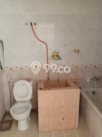 Dijual Cepat Rumah Favorit Siap Huni LB 110m2 di Rungkut, Surabaya Dijual Cepat Rumah Favorit Siap Huni LB 110m2 di Rungkut, Surabaya