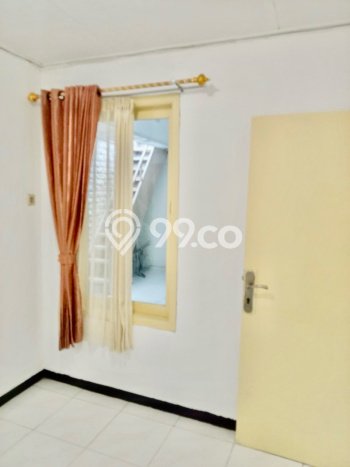 Rumah sewa siap pakai 3 Kamar Tidur di Darmo permai, Surabaya Rumah sewa siap pakai 3 Kamar Tidur di Darmo permai, Surabaya