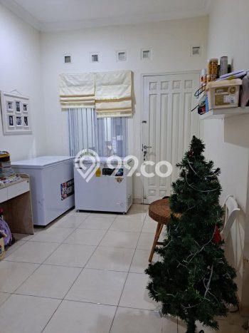 Dijual Cepat Rumah Favorit Siap Huni LB 110m2 di Rungkut, Surabaya Dijual Cepat Rumah Favorit Siap Huni LB 110m2 di Rungkut, Surabaya