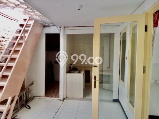 Rumah sewa siap pakai 3 Kamar Tidur di Darmo permai, Surabaya Rumah sewa siap pakai 3 Kamar Tidur di Darmo permai, Surabaya