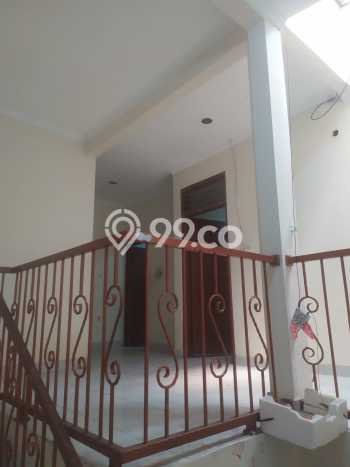 Rumah Strategis Modern Lb 105m2 di Kelapa Gading, Jakarta Utara Rumah Strategis Modern Lb 105m2 di Kelapa Gading, Jakarta Utara