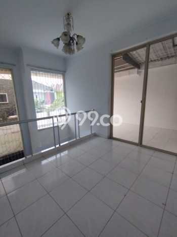 HARGA TERBAIK! Rumah area Cakung, 3 KM, Area Asri, LT 250m2m² Bangunan 200m2m² HARGA TERBAIK! Rumah area Cakung, 3 KM, Area Asri, LT 250m2m² Bangunan 200m2m²