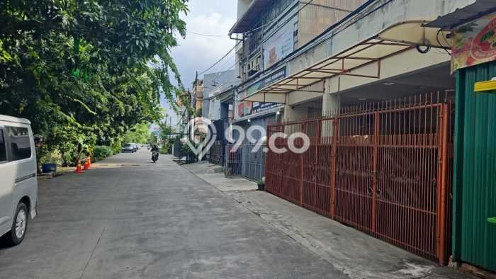 Rumah Strategis Minimalis Lb 105m2 di Kelapa Gading, Jakarta Utara Rumah Strategis Minimalis Lb 105m2 di Kelapa Gading, Jakarta Utara