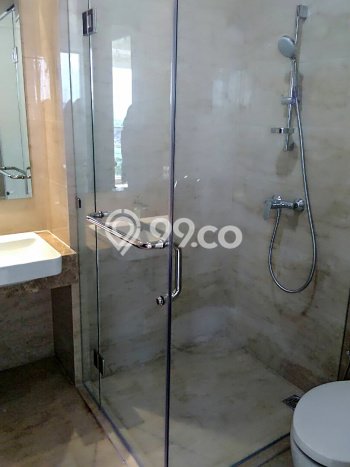 HOT DEAL! Apartemen Kawasan Menteng, 1 KM, Luas 32m2m², Area Premium, Pemandangan Indah HOT DEAL! Apartemen Kawasan Menteng, 1 KM, Luas 32m2m², Area Premium, Pemandangan Indah