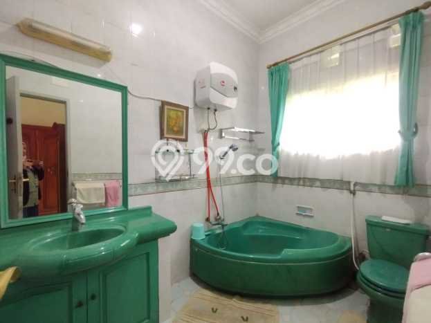 Rumah Mewah LB 432m2 Siap Pakai Desain Elegan di Taman Yasmin, Bogor Rumah Mewah LB 432m2 Siap Pakai Desain Elegan di Taman Yasmin, Bogor
