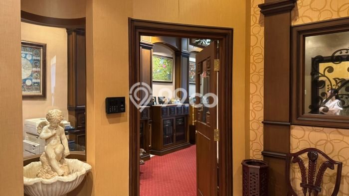 Unit Komersial Disewakan di Jakarta Selatan Area Strategis Harga Kompetitif Unit Komersial Disewakan di Jakarta Selatan Area Strategis Harga Kompetitif
