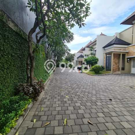 Dijual Rumah Luas Megah Dengan View Eksklusif di Pejaten, Jakarta Selatan Dijual Rumah Luas Megah Dengan View Eksklusif di Pejaten, Jakarta Selatan