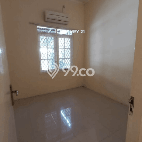 Rumah Lingkungan Asri di Lippo Cikarang, Cikarang, Luas 72m2m² LB 60m2m² Rumah Lingkungan Asri di Lippo Cikarang, Cikarang, Luas 72m2m² LB 60m2m²