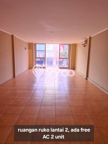 Unit Ruko Dijual di Bandung LT 63m2 & LB 250m2 Unit Ruko Dijual di Bandung LT 63m2 & LB 250m2