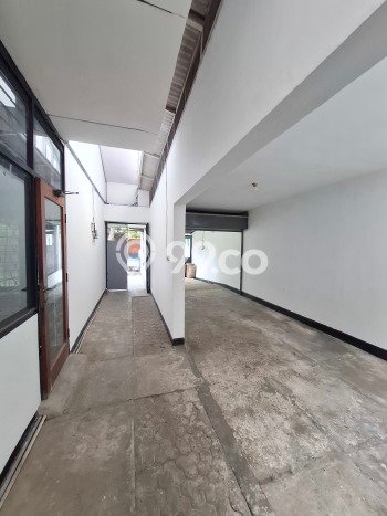 Siap Huni Hunian Elit 4 Kamar di Babakan Ciparay Dekat ke Mana Saja Siap Huni Hunian Elit 4 Kamar di Babakan Ciparay Dekat ke Mana Saja
