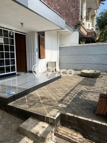 Hunian Cantik Modern Lb 165m2 di Babakan Ciparay, Bandung Hunian Cantik Modern Lb 165m2 di Babakan Ciparay, Bandung