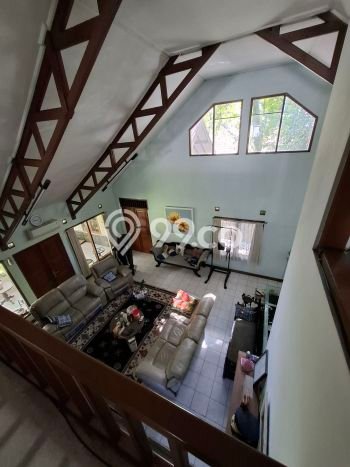 Rumah Eksklusif Siap Huni LT 1060m2 di Babakan Ciparay, Bandung Rumah Eksklusif Siap Huni LT 1060m2 di Babakan Ciparay, Bandung