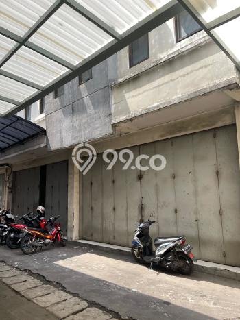 Ruko Dijual di Bandung LT 102m2 & LB 260m2 Lokasi Terbaik! Ruko Dijual di Bandung LT 102m2 & LB 260m2 Lokasi Terbaik!