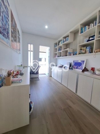 For Sale! Luxury House LT 635m2 Desain Modern di Bandung Utara For Sale! Luxury House LT 635m2 Desain Modern di Bandung Utara