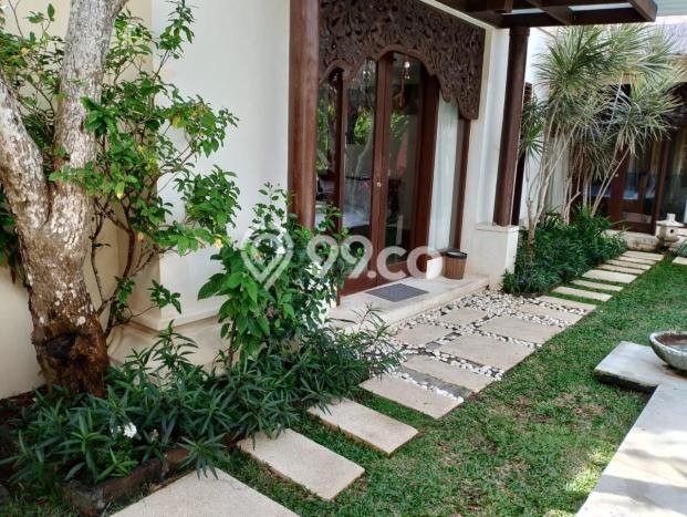 PELUANG INVESTASI! Vila di , Luas 530m2m², Potensi Menjanjikan PELUANG INVESTASI! Vila di , Luas 530m2m², Potensi Menjanjikan