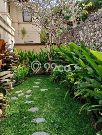 PELUANG INVESTASI! Vila di , Luas 530m2m², Potensi Menjanjikan PELUANG INVESTASI! Vila di , Luas 530m2m², Potensi Menjanjikan
