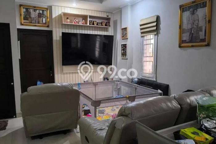 Unit Ruko Dijual di Kiaracondong Bandung Luas Tanah 180m2, Luas Bangunan 300m2 Unit Ruko Dijual di Kiaracondong Bandung Luas Tanah 180m2, Luas Bangunan 300m2