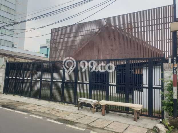 Komersial Dijual di Senen LT 397m2, LB 175m2 Solusi Investasi Cerdas Komersial Dijual di Senen LT 397m2, LB 175m2 Solusi Investasi Cerdas