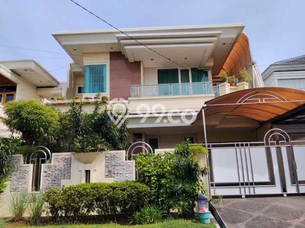 Rumah Mewah LB 400m2 Siap Huni Desain Elegan di Joglo, Jakarta Barat Rumah Mewah LB 400m2 Siap Huni Desain Elegan di Joglo, Jakarta Barat