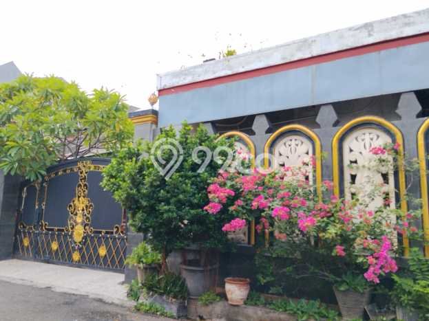 Hunian Mewah Dijual LT 381m2 di Kembangan, Jakarta Barat Hunian Mewah Dijual LT 381m2 di Kembangan, Jakarta Barat