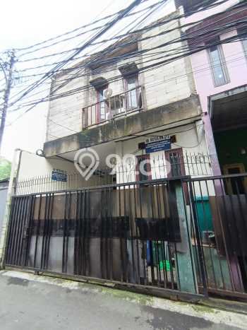 Jual Rumah Favorit Siap Huni LB 100m2 di Mampang Prapatan, Jakarta Selatan Jual Rumah Favorit Siap Huni LB 100m2 di Mampang Prapatan, Jakarta Selatan