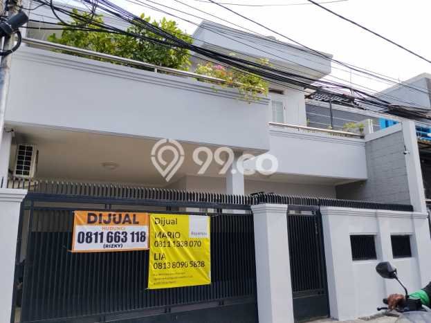 Hunian Eksklusif Dijual LT 172m2 di Palmerah, Jakarta Barat Hunian Eksklusif Dijual LT 172m2 di Palmerah, Jakarta Barat