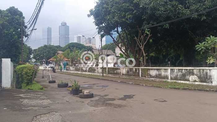 For Sale Rumah Mewah Exclusive di Tebet, Jakarta Selatan For Sale Rumah Mewah Exclusive di Tebet, Jakarta Selatan