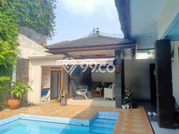 Rumah Elit LB 900m2 Siap Pakai Desain Elegan di Kemang, Jakarta Selatan Rumah Elit LB 900m2 Siap Pakai Desain Elegan di Kemang, Jakarta Selatan