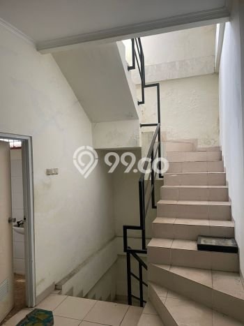 Ruko Bagus LT 56m2 LB 168m2 Dijual di Serpong Tangerang Selatan Ruko Bagus LT 56m2 LB 168m2 Dijual di Serpong Tangerang Selatan