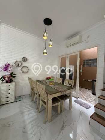 Dijual Hunian Rumah Terawat 4 Kamar di BSD Nusaloka, Tangerang Dijual Hunian Rumah Terawat 4 Kamar di BSD Nusaloka, Tangerang