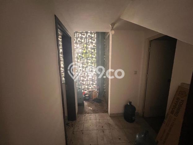 Rumah Mewah LB 300m2 Siap Pakai Desain Elegan di Alam Sutera, Tangerang Rumah Mewah LB 300m2 Siap Pakai Desain Elegan di Alam Sutera, Tangerang