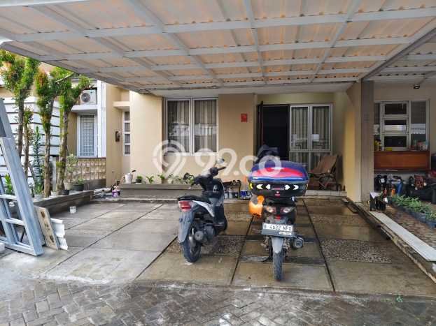 Disewakan Rumah Harga Terjangkau di BSD Sevilla Tangerang dengan 3 Kamar Tidur Disewakan Rumah Harga Terjangkau di BSD Sevilla Tangerang dengan 3 Kamar Tidur