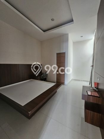 Ready to Use! Luxury House LT 112m2 Desain Elegan di Alam Sutera Ready to Use! Luxury House LT 112m2 Desain Elegan di Alam Sutera