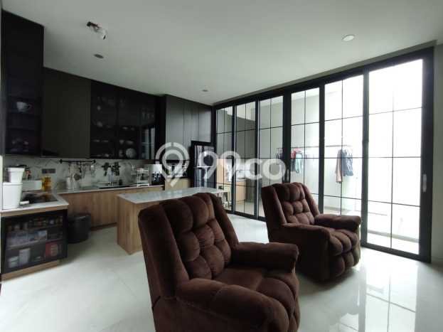 Rumah Minimalis 2 KT di BSD City Tangerang Full Furnished Rumah Minimalis 2 KT di BSD City Tangerang Full Furnished