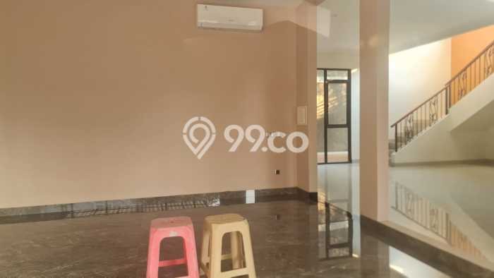 Sewa Rumah Harga Terjangkau di Gading Serpong Tangerang Punya 4 KT Sewa Rumah Harga Terjangkau di Gading Serpong Tangerang Punya 4 KT