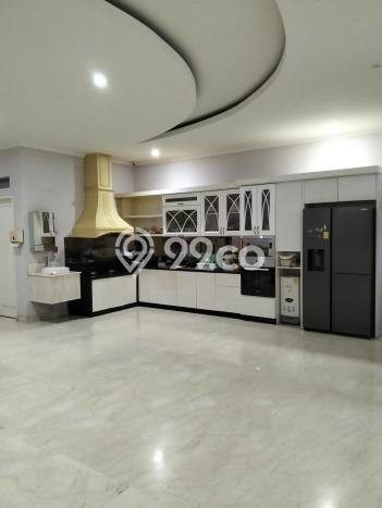 Rumah Elit LB 134m2 Siap Pakai Desain Elegan di Alam Sutera, Tangerang Rumah Elit LB 134m2 Siap Pakai Desain Elegan di Alam Sutera, Tangerang