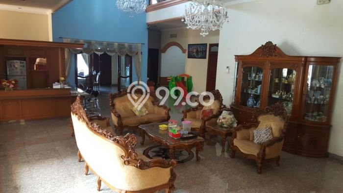 Siap Huni Rumah Mewah 6 Kamar di Jagakarsa Dekat ke Mana Pun Siap Huni Rumah Mewah 6 Kamar di Jagakarsa Dekat ke Mana Pun