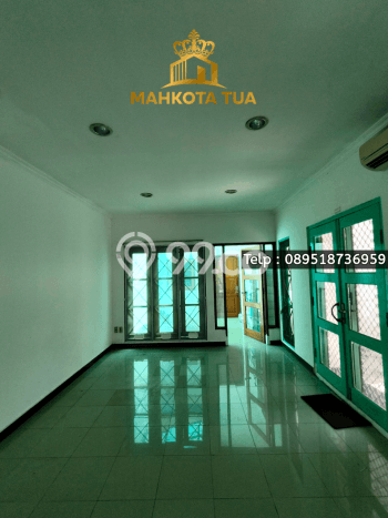Siap Huni Hunian Elit 5 Kamar di Mampang Prapatan Dekat ke Mana Pun Siap Huni Hunian Elit 5 Kamar di Mampang Prapatan Dekat ke Mana Pun