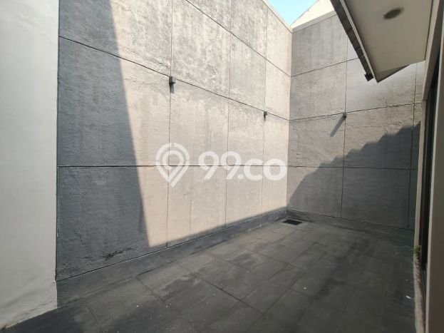 Rumah Luxury Modern Tanpa Renovasi di BSD Tangerang Rumah Luxury Modern Tanpa Renovasi di BSD Tangerang