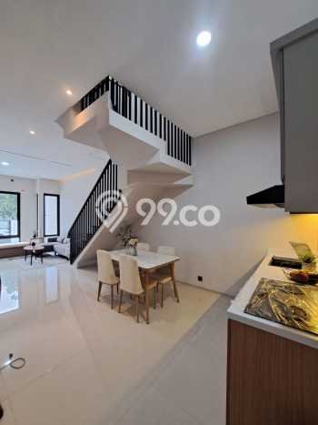 Jual Rumah Luas Megah Dengan View Cantik di BSD, Tangerang Jual Rumah Luas Megah Dengan View Cantik di BSD, Tangerang