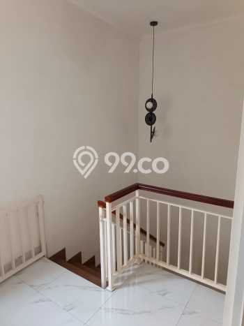 Rumah Modern Cantik 3 Kamar Siap Huni di Serpong Rumah Modern Cantik 3 Kamar Siap Huni di Serpong
