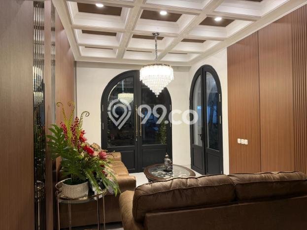 Rumah Elit LB 295m2 Siap Huni Desain Elegan di BSD, Tangerang Rumah Elit LB 295m2 Siap Huni Desain Elegan di BSD, Tangerang
