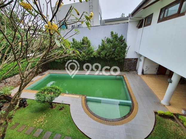 Ready to Use! Premium House LT 640m2 Desain Elegan di BSD Ready to Use! Premium House LT 640m2 Desain Elegan di BSD