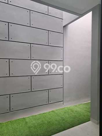 Rumah Mewah LB 225m2 Siap Pakai Desain Elegan di BSD, Tangerang Rumah Mewah LB 225m2 Siap Pakai Desain Elegan di BSD, Tangerang