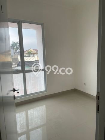 Rumah Luas Asri 3 KT Siap Huni di Modernland Tangerang Rumah Luas Asri 3 KT Siap Huni di Modernland Tangerang