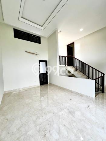 Rumah Luxury Modern Tanpa Renovasi di BSD Tangerang Rumah Luxury Modern Tanpa Renovasi di BSD Tangerang