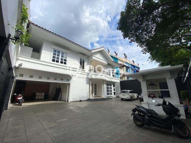 Hunian Mewah Dijual LT 687m2 di Tebet, Jakarta Selatan Hunian Mewah Dijual LT 687m2 di Tebet, Jakarta Selatan