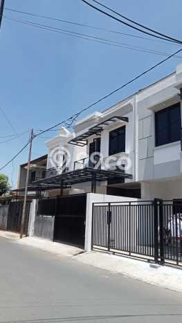 Rumah Strategis Minimalis Lb 74m2 di Pulo Gadung, Jakarta Timur Rumah Strategis Minimalis Lb 74m2 di Pulo Gadung, Jakarta Timur